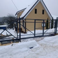 Откатные ворота с калиткой