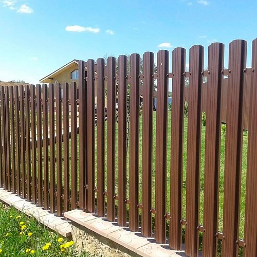 Забор из металлоштакетника 1,7м