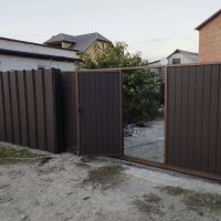 Откатные ворота с калиткой