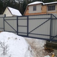 Откатные ворота с калиткой